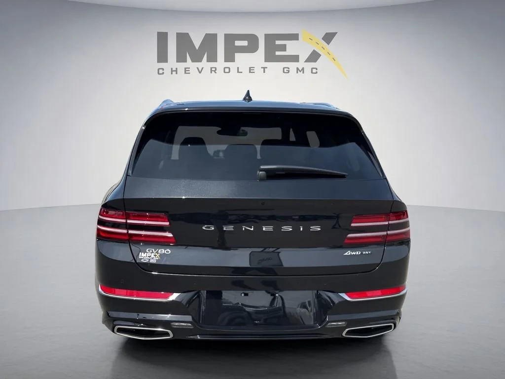 Used 2023  Genesis  image 4