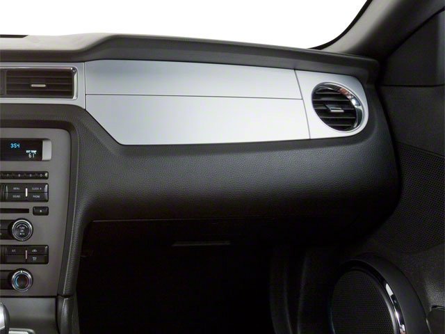Used 2010 Brilliant Silver Metallic Ford GT Premium image 18
