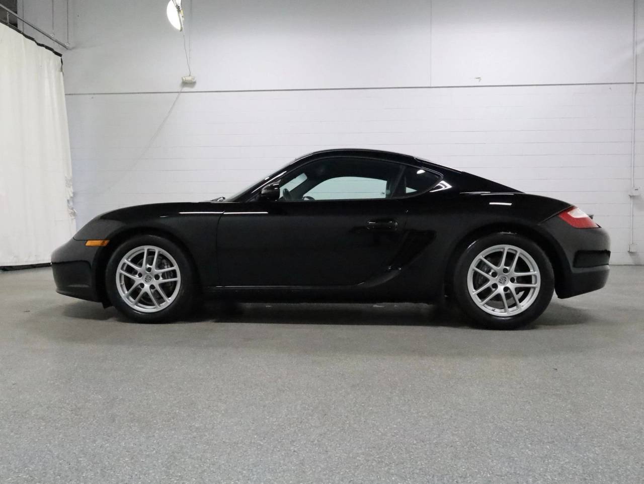 Used 2007 Black Porsche Cayman image 2