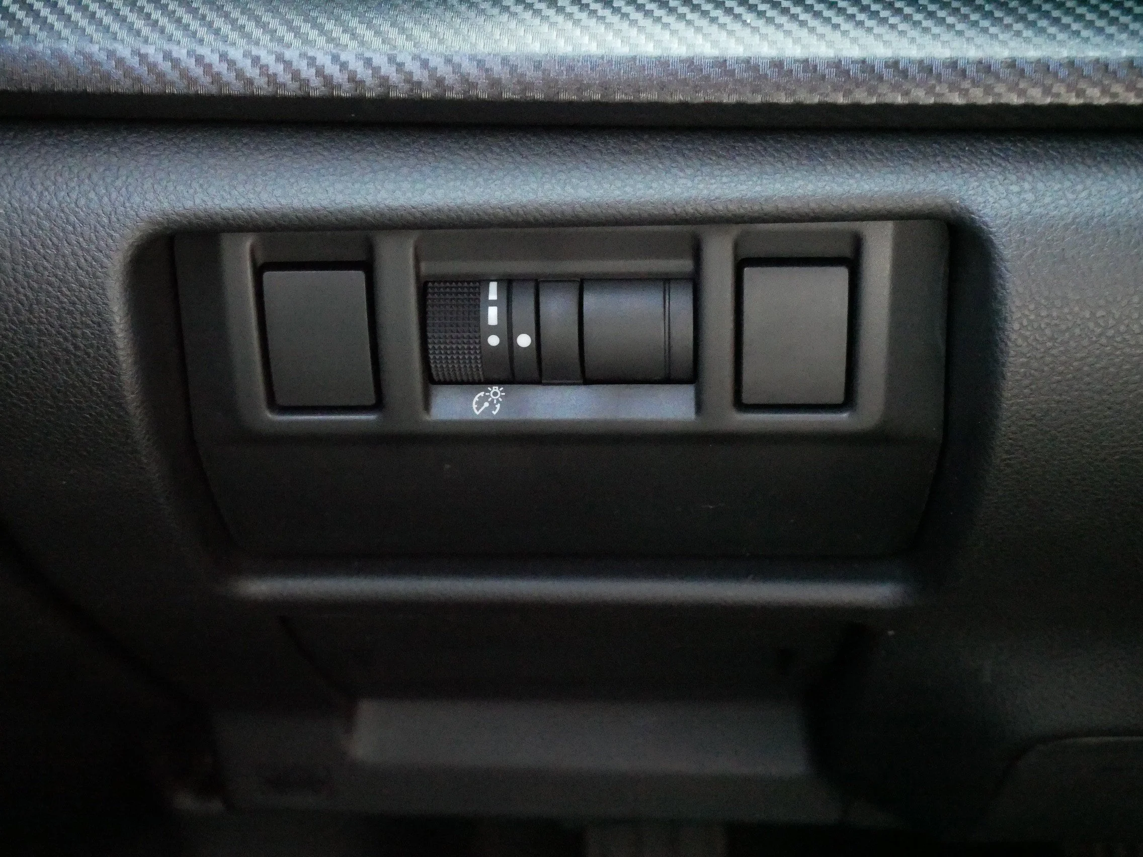 Used 2024 Magnetite Gray Metallic Subaru Limited image 27