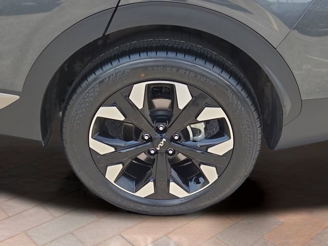 Certified Used 2024 Gray Kia X-Line image 26