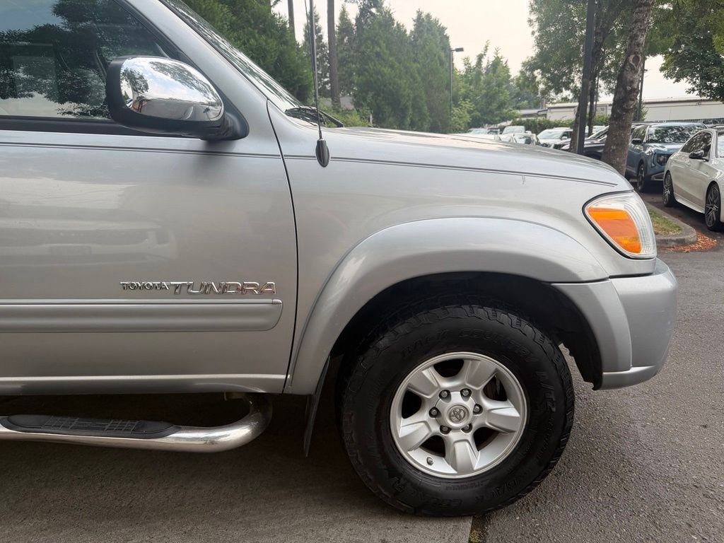 Used 2006  Toyota  image 3