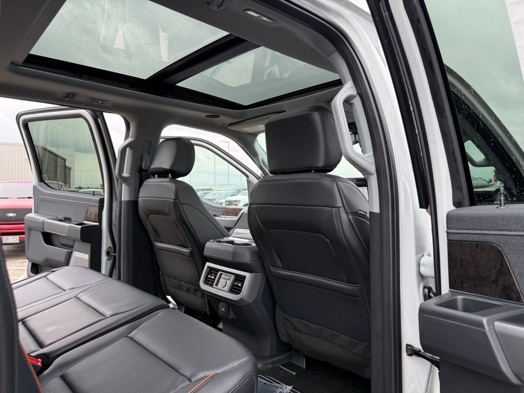 New 2026 Avalanche Ford F-250® Lariat® image 20