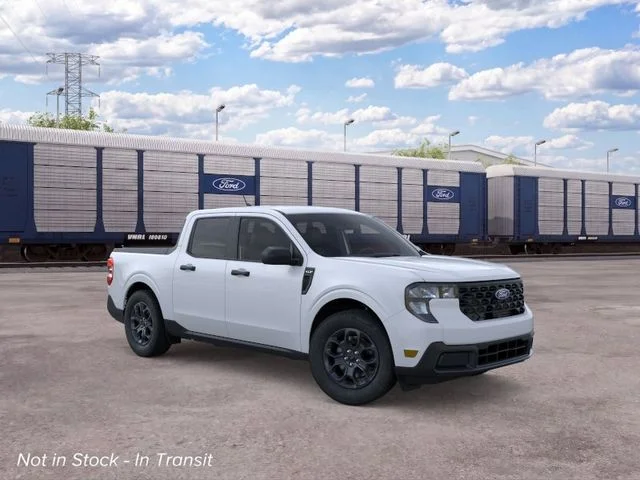 New 2026 Space White Metallic Ford XLT image 7