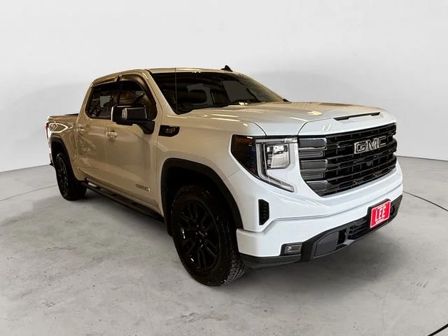Used 2023 White GMC Elevation image 8