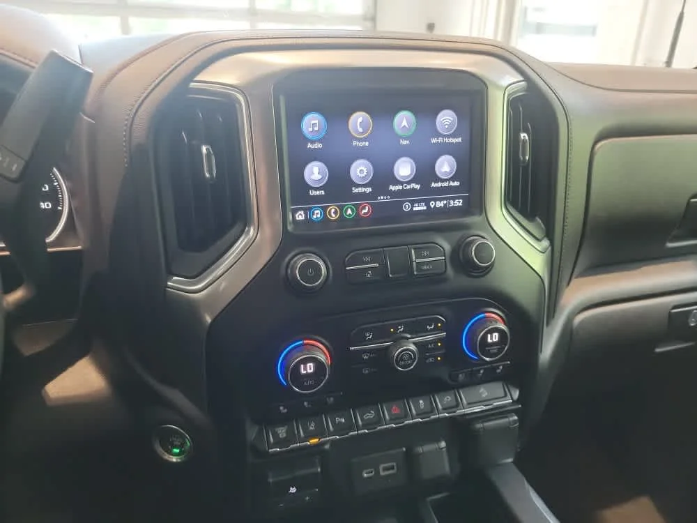 2020 Chevrolet Silverado 2500HD LTZ - Photo 17