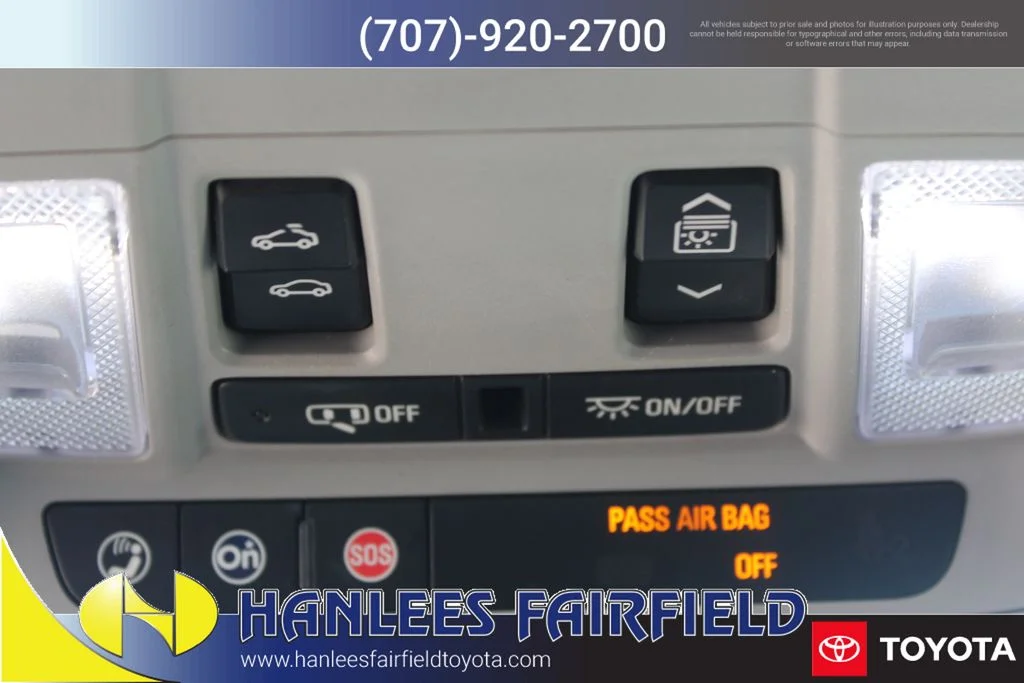 Used 2020 White Chevrolet LT image 24