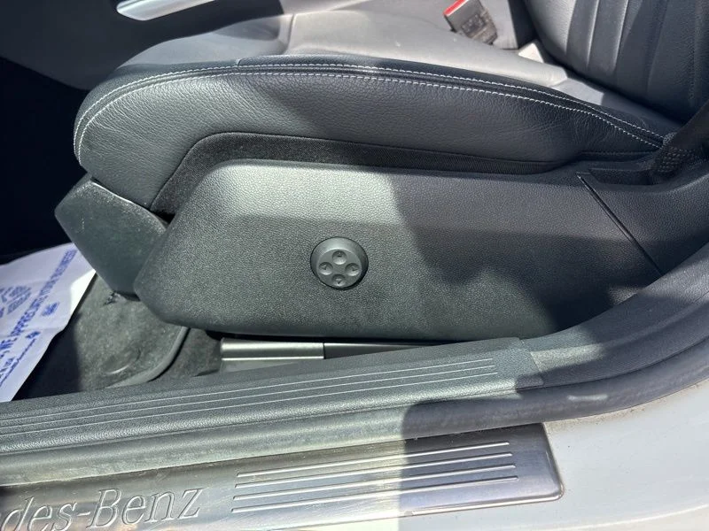 Used 2016  Mercedes-Benz E 350 image 19