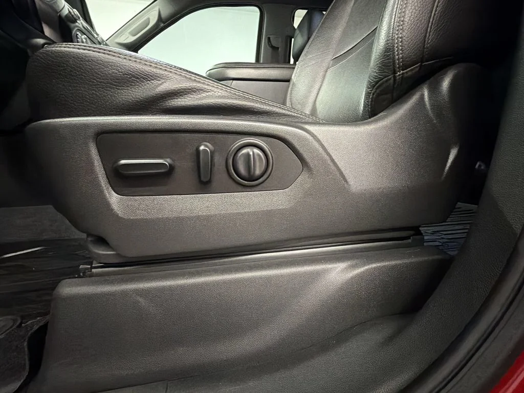 Used 2020 Red Quartz Tintcoat GMC Denali image 15