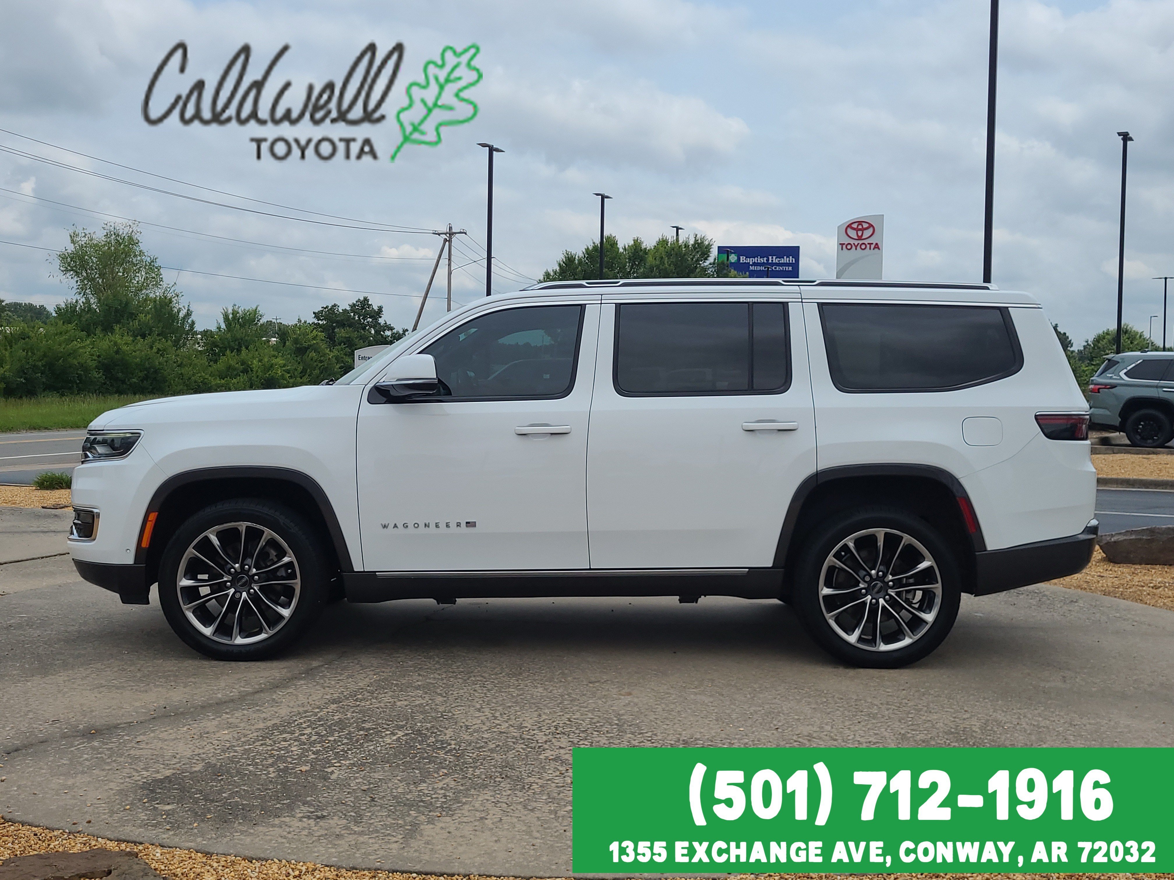 Used 2022 Bright White Clear Coat Jeep Series III Carbide image 8