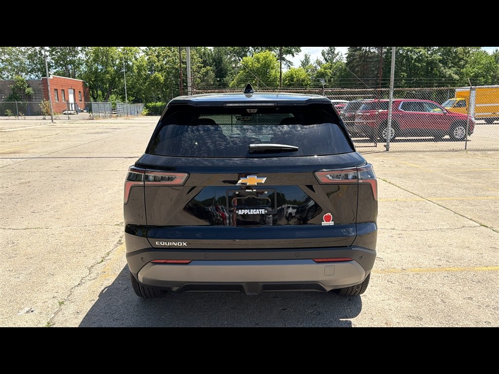 2026 Chevrolet Equinox LT - Photo 29