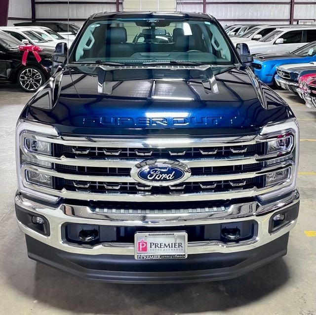 Used 2025 Blue Ford Lariat image 8