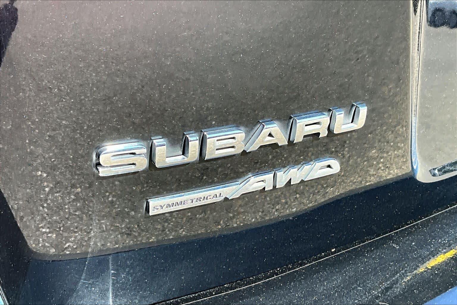 Used 2019 Crystal Black Silica Subaru Premium image 30