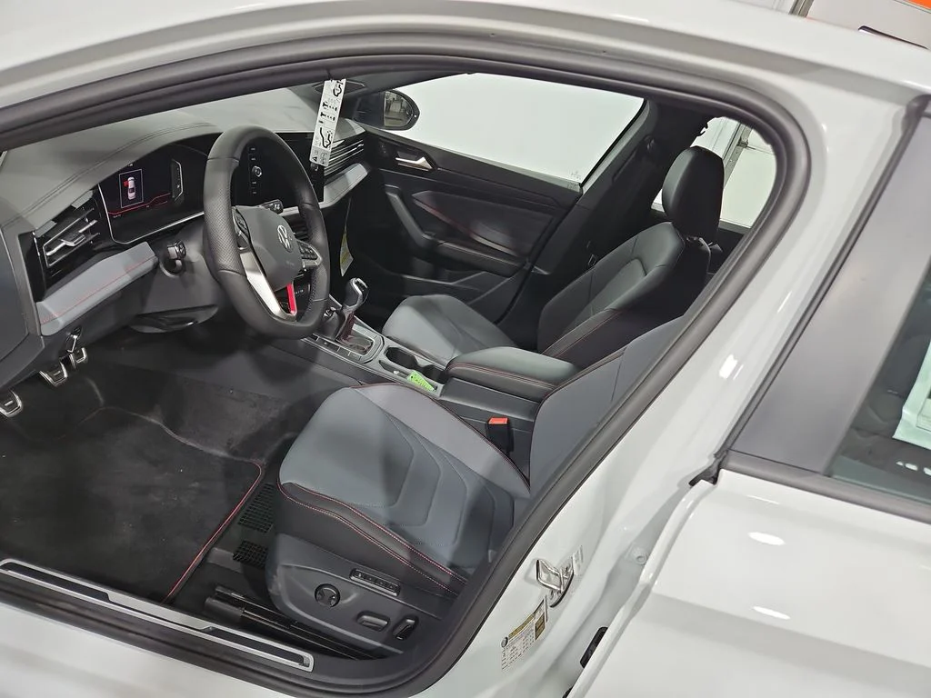New 2026 White Volkswagen 2.0T Autobahn image 9