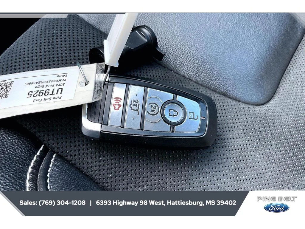 2024 Ford Edge ST - Photo 9