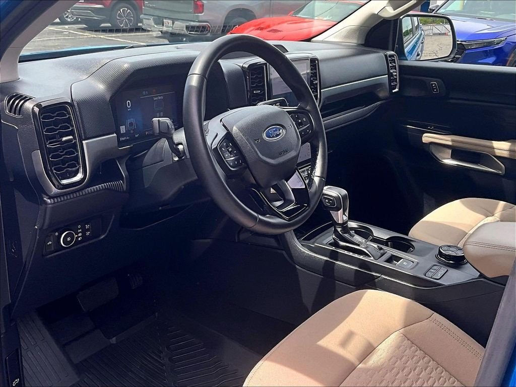 Used 2024 Blue Ford XLT image 8