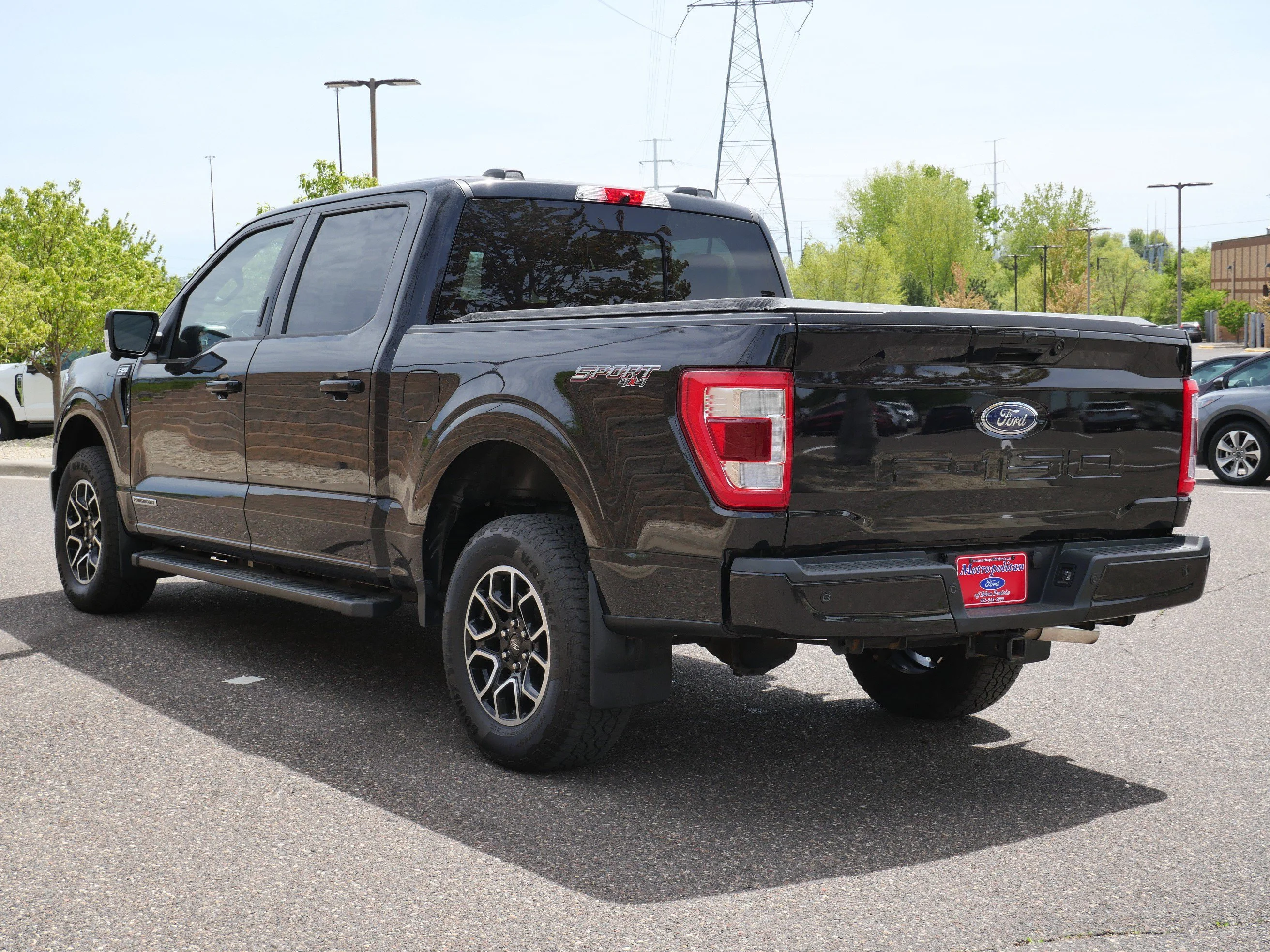 Certified Used 2022 Agate Black Metallic Ford LARIAT image 4