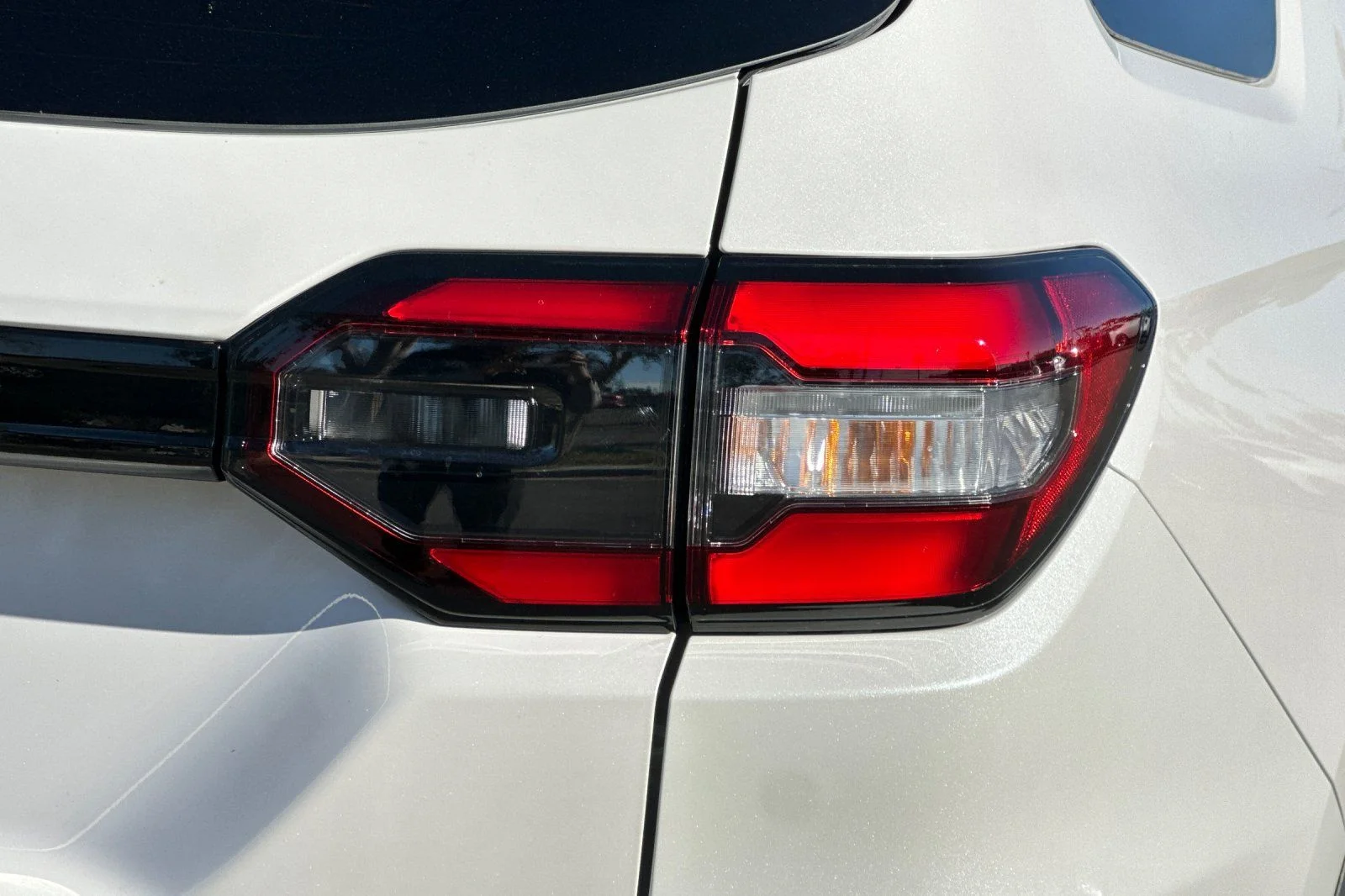 New 2026 Platinum White Pearl Honda AWD Touring image 34
