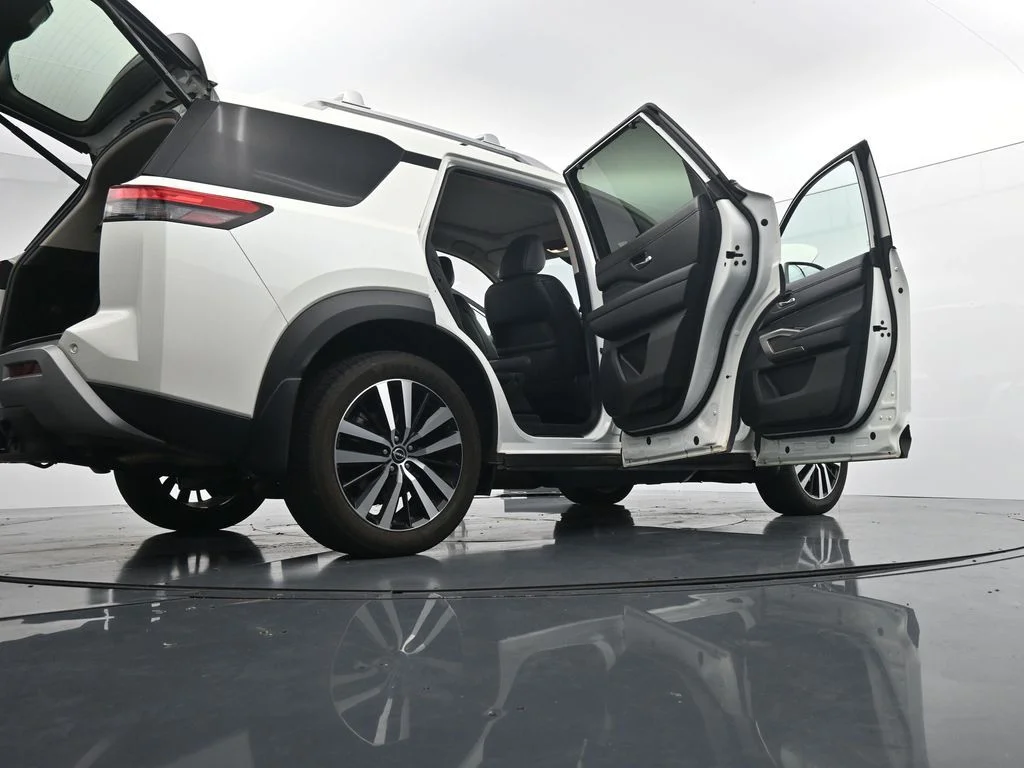2023 Nissan Pathfinder Platinum - Photo 47