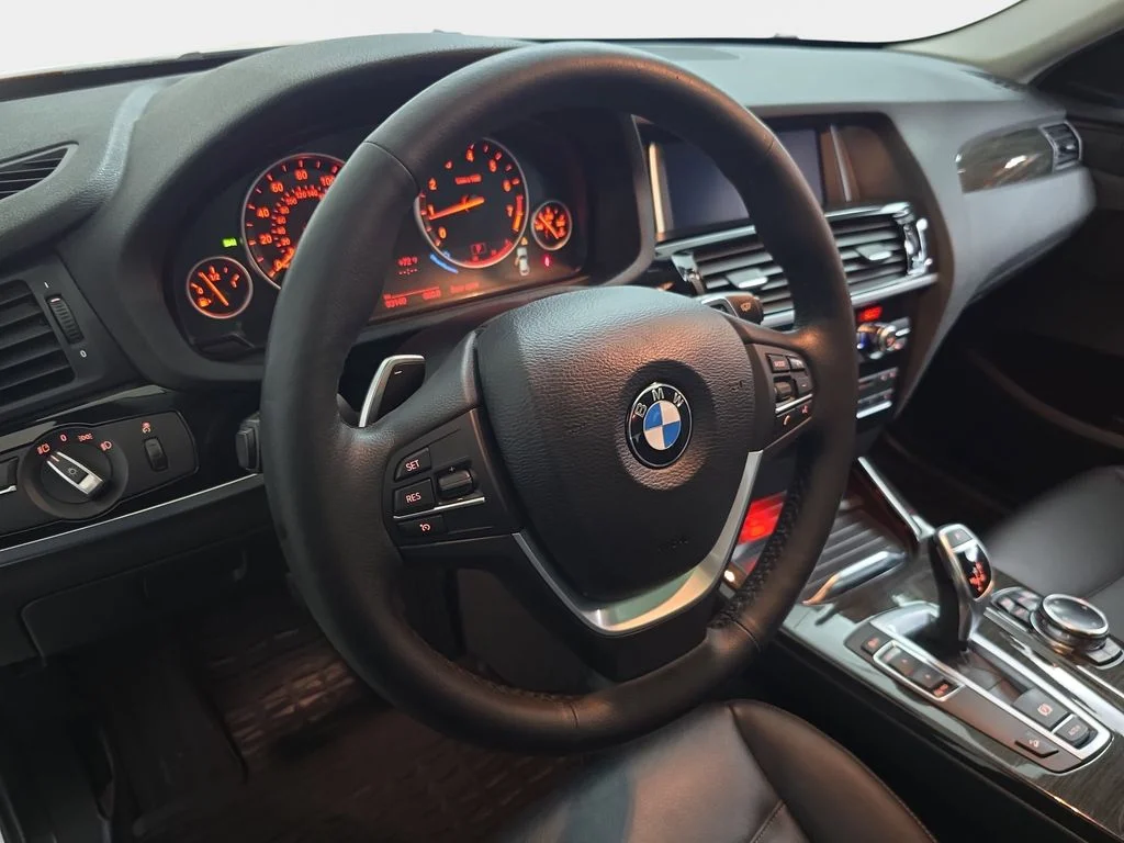 Used 2015 Alpine White BMW xDrive28i image 19