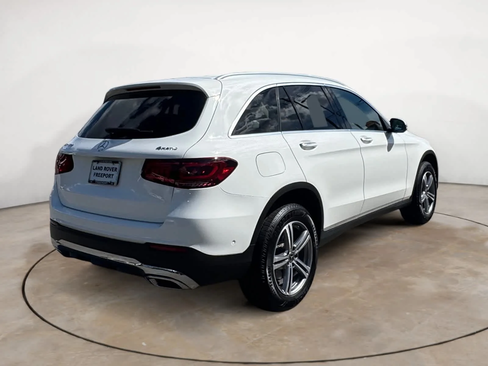 2022 Mercedes-Benz GLC GLC300 - Photo 5