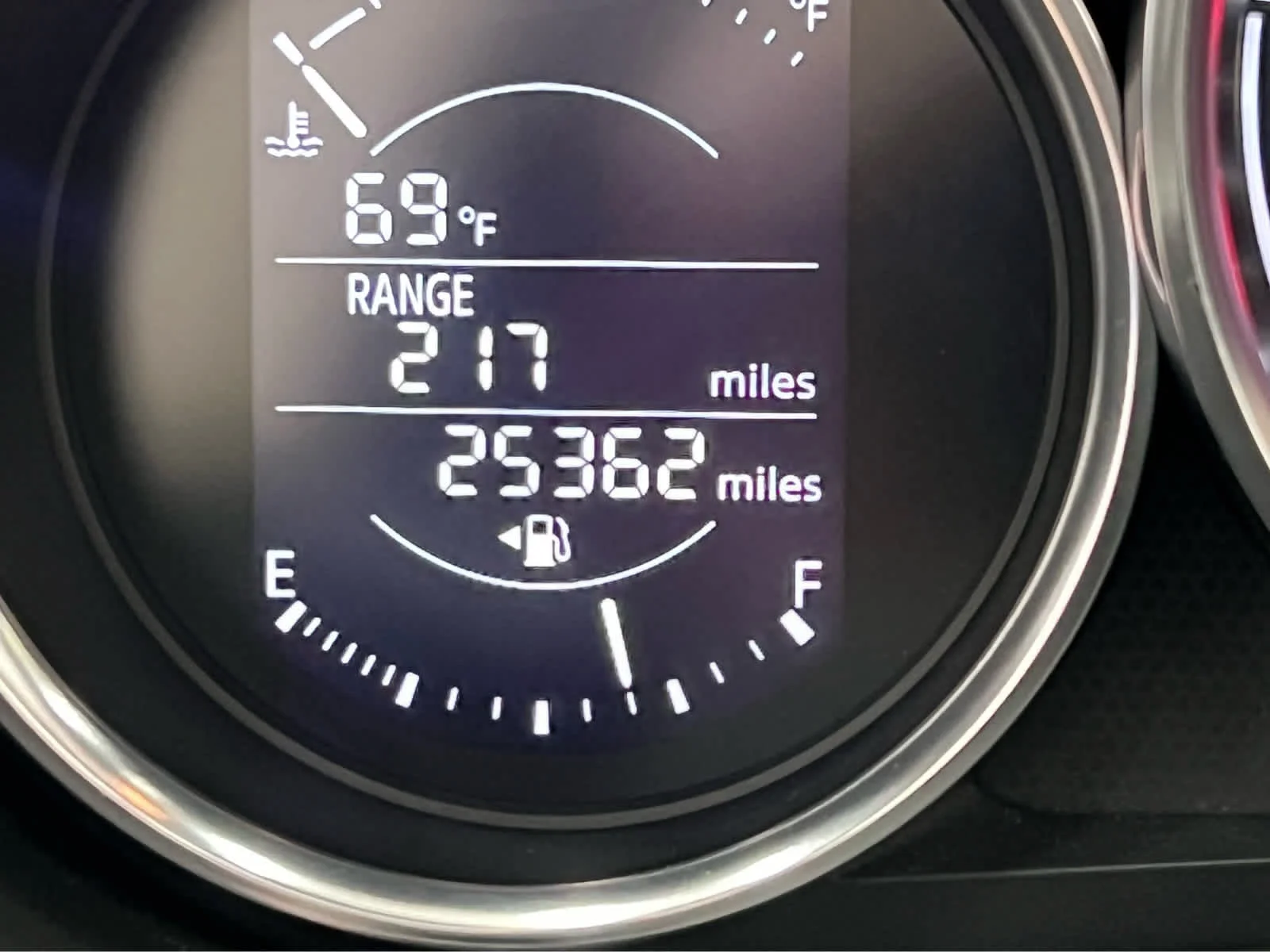 Used 2016 Soul Red Metallic Mazda Sport image 2
