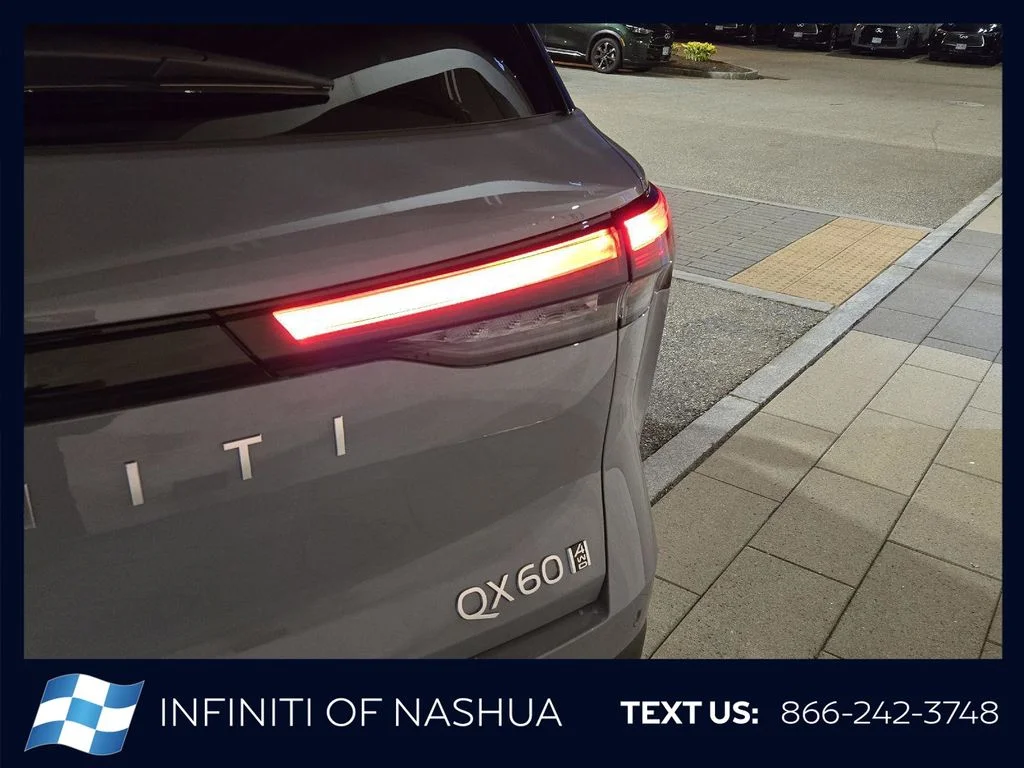New 2027 HARBOR GRAY INFINITI Luxe AWD image 13