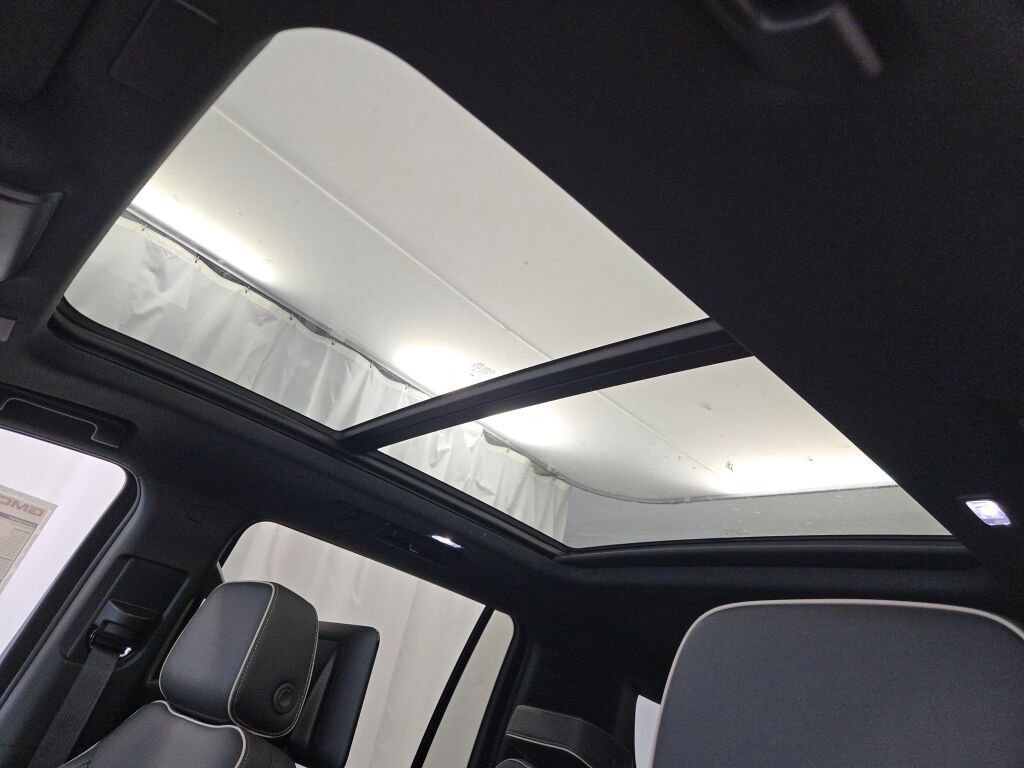 New 2026 Summit White GMC Elevation image 31