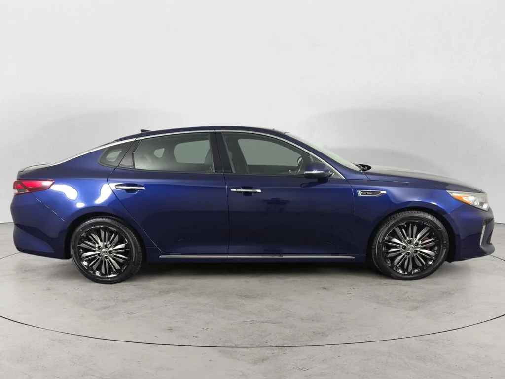 Used 2018 Horizon Blue Kia SX image 4
