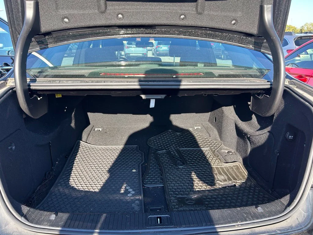 Used 2010 Black Mercedes-Benz E 350 image 9