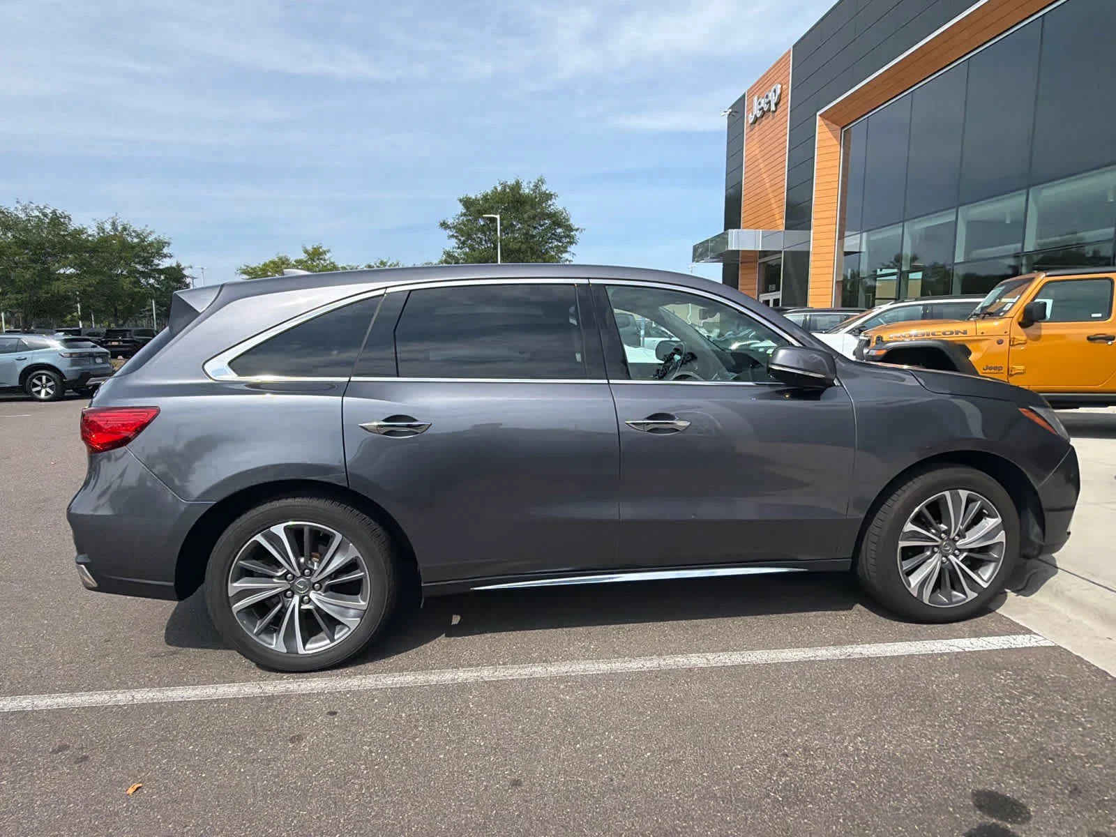 Used 2018 Modern Steel Metallic Acura w/Technology Pkg image 3