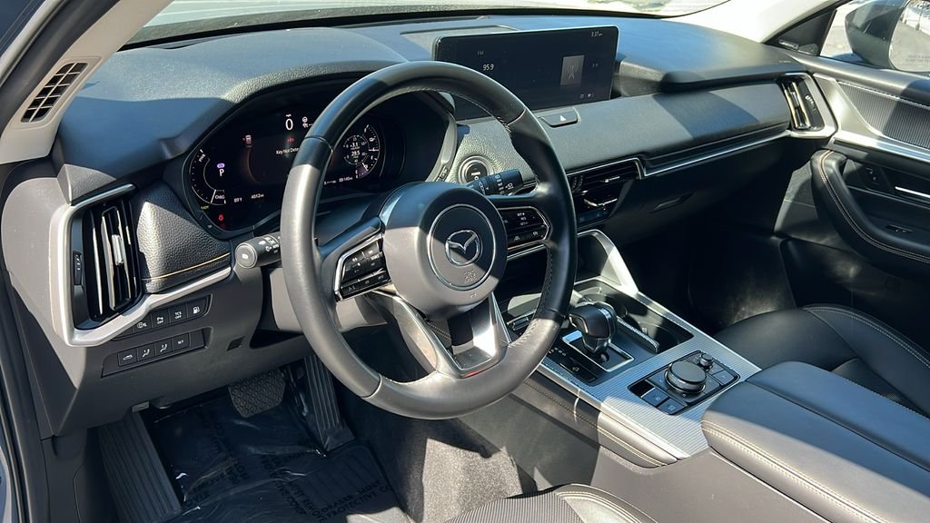 2025 Mazda CX-70 Premium Package - Photo 11