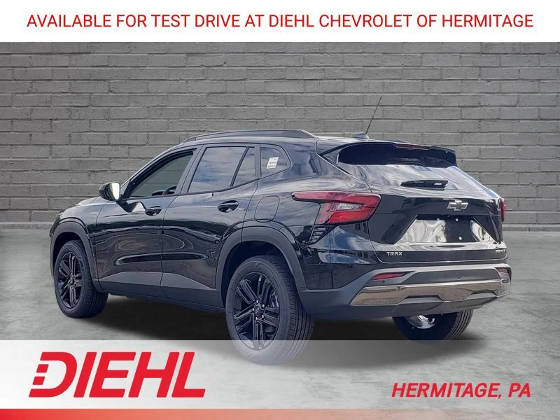 New 2026 Mosaic Black Metallic Chevrolet ACTIV image 4