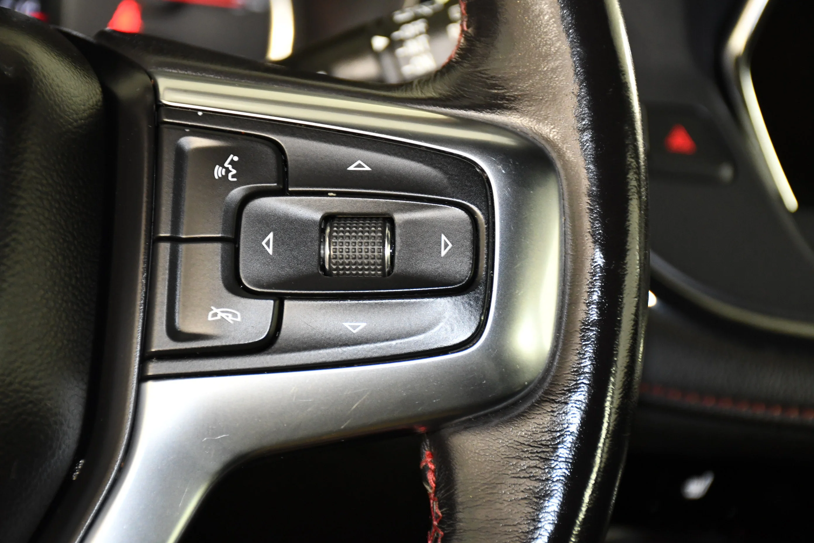 Used 2022 Silver Ice Metallic Chevrolet RS image 21