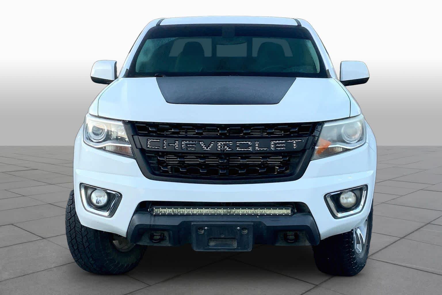 Used 2017 Summit White Chevrolet 4WD Z71 image 4