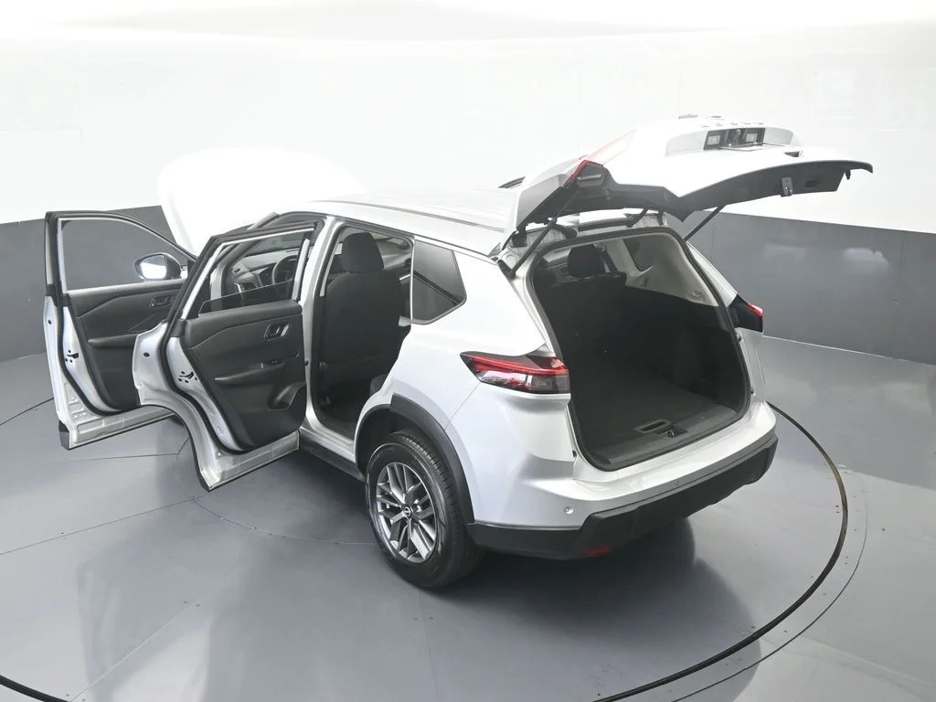 Used 2024 Brilliant Silver Metallic Nissan S image 59