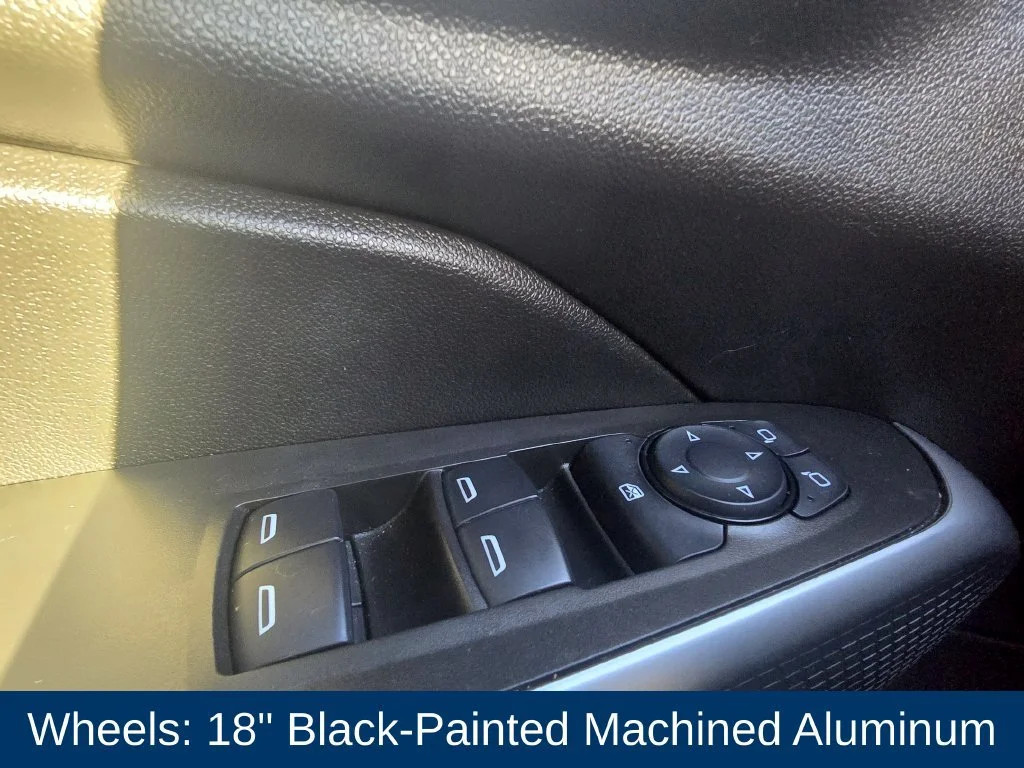 Used 2024 Summit White Chevrolet 1RS image 20