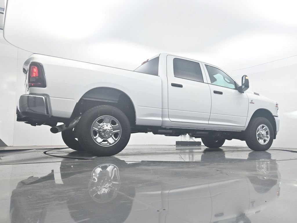 New 2026 Bright White Clear-Coat Exterior Paint RAM Tradesman image 37