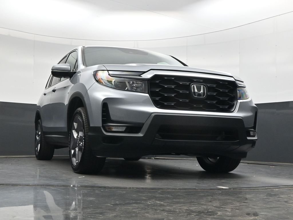 Used 2023  Honda EX-L image 31