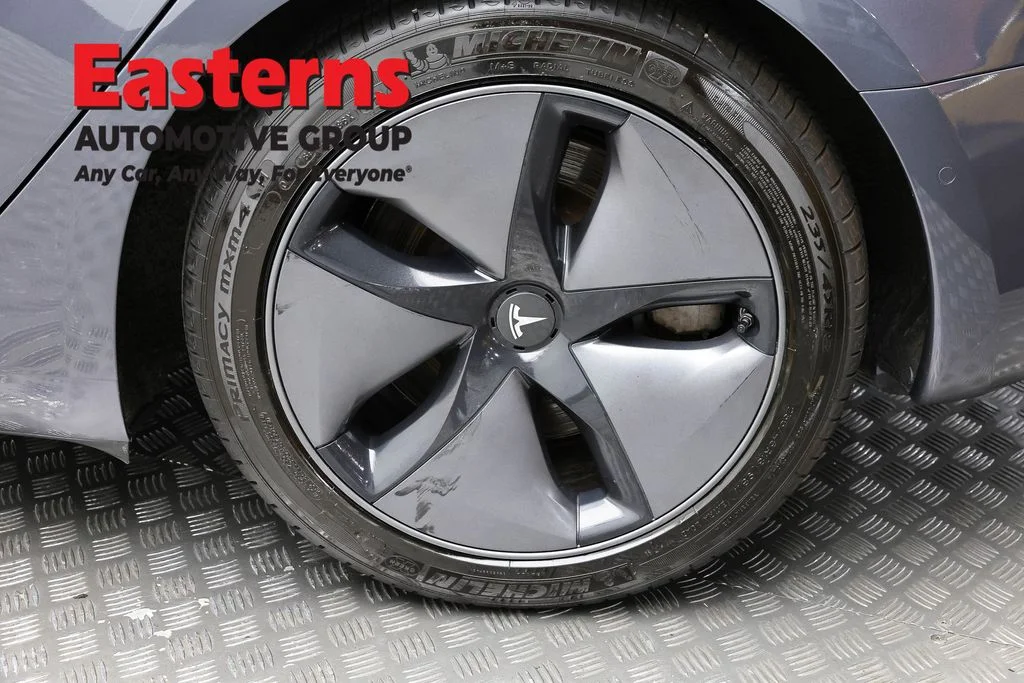 Used 2019 Gray Tesla Standard image 69