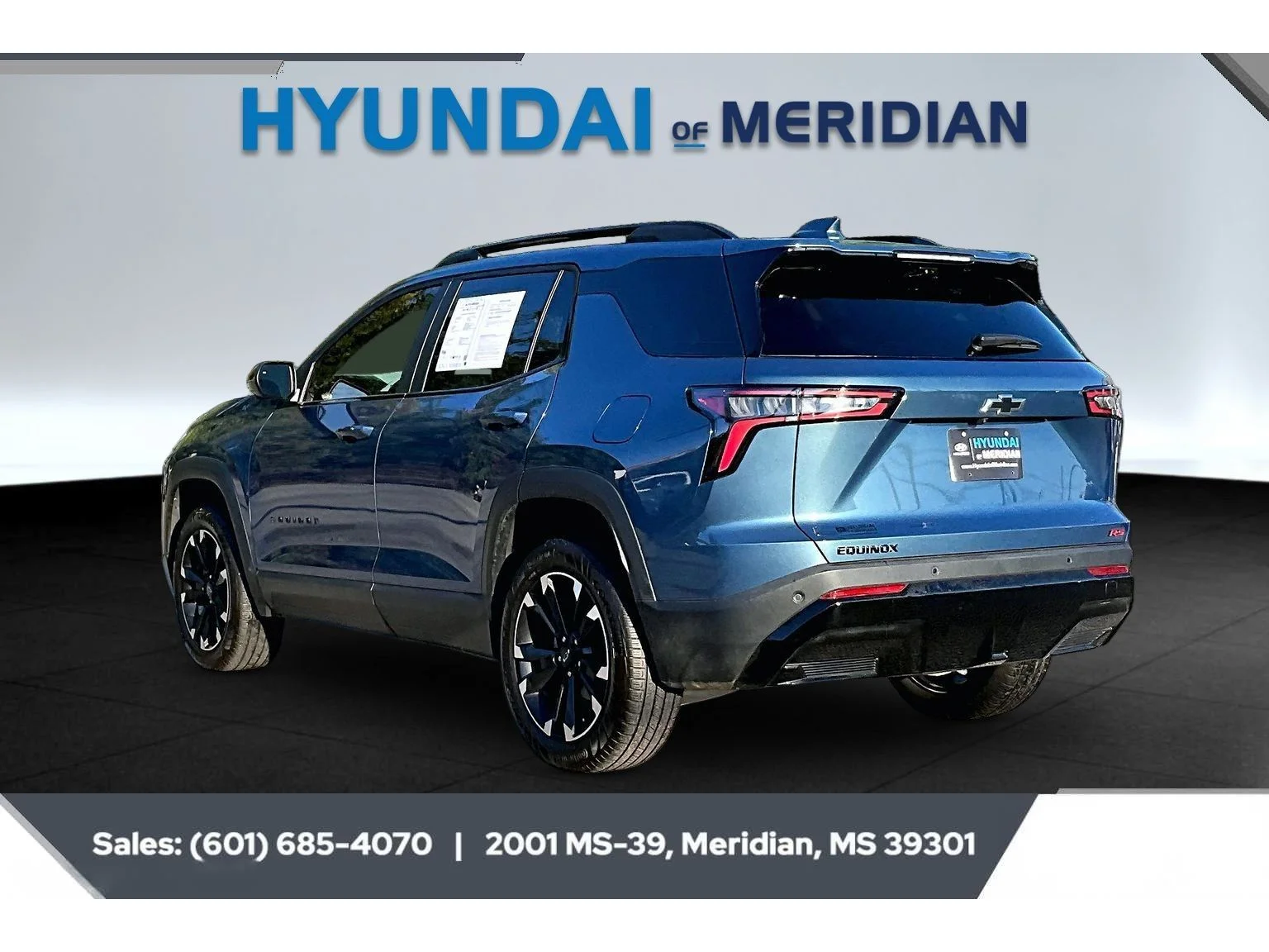 Used 2026 LAKESHORE BLUE METALLIC Chevrolet FWD RS image 2