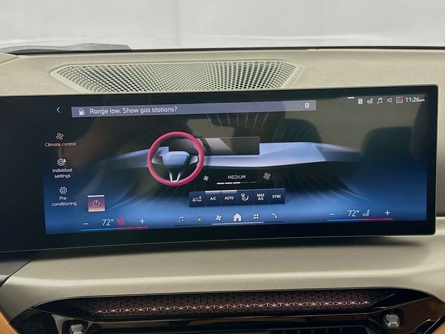 2026 BMW 3 Series 330i - Photo 16
