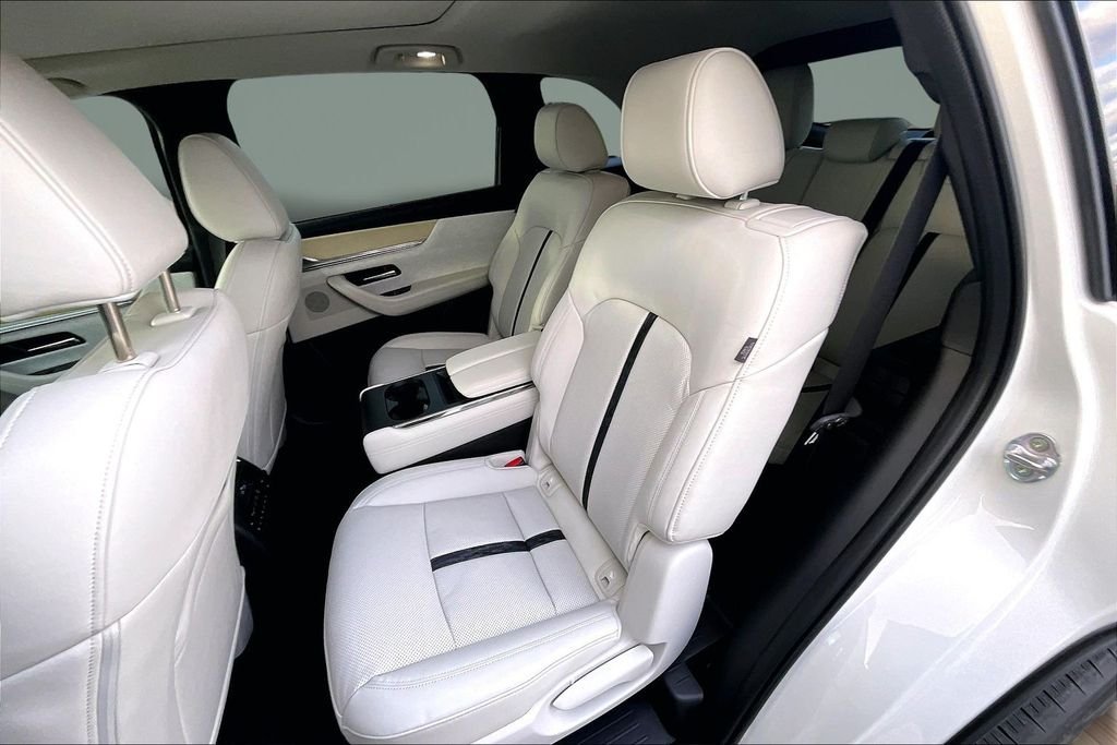 New 2026 Rhodium White Premium Mazda 3.3 Turbo S Premium Plus AWD image 10