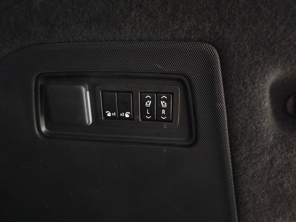 Used 2023 Black Raven Cadillac Sport Platinum image 7