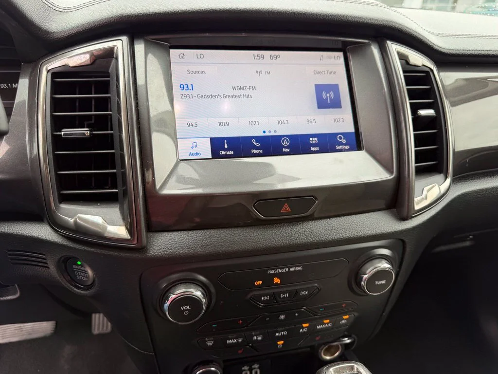 Used 2020 Gray Ford Lariat image 11