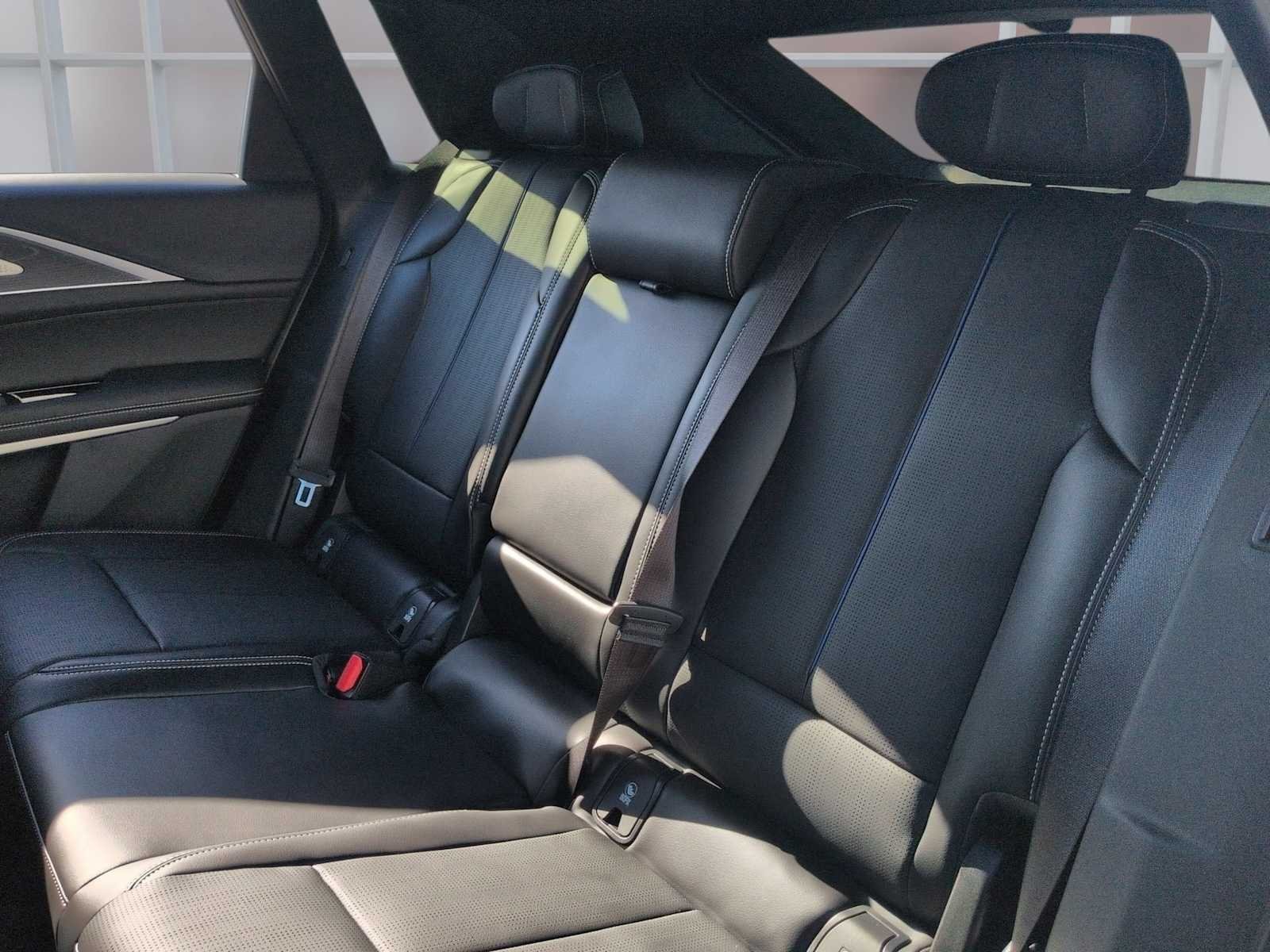 2026 Cadillac LYRIQ V - Photo 25