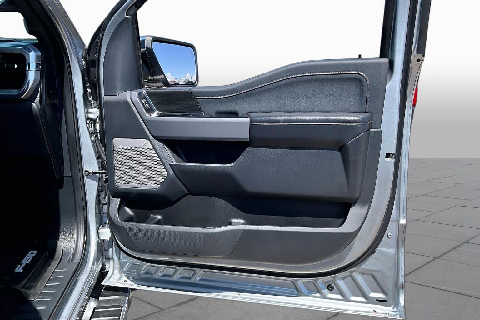 Used 2026 Iconic Silver Ford LARIAT image 22