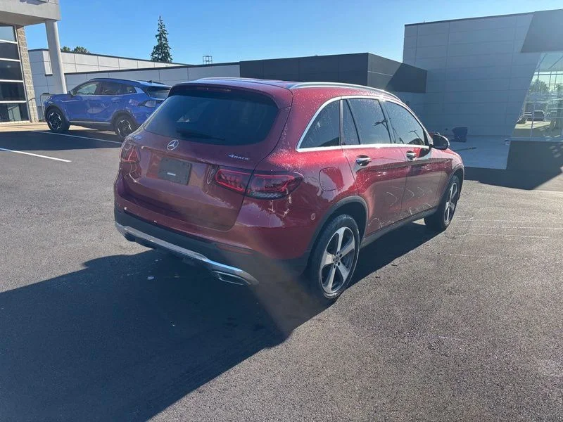 Used 2021 Red Mercedes-Benz GLC 300 image 8