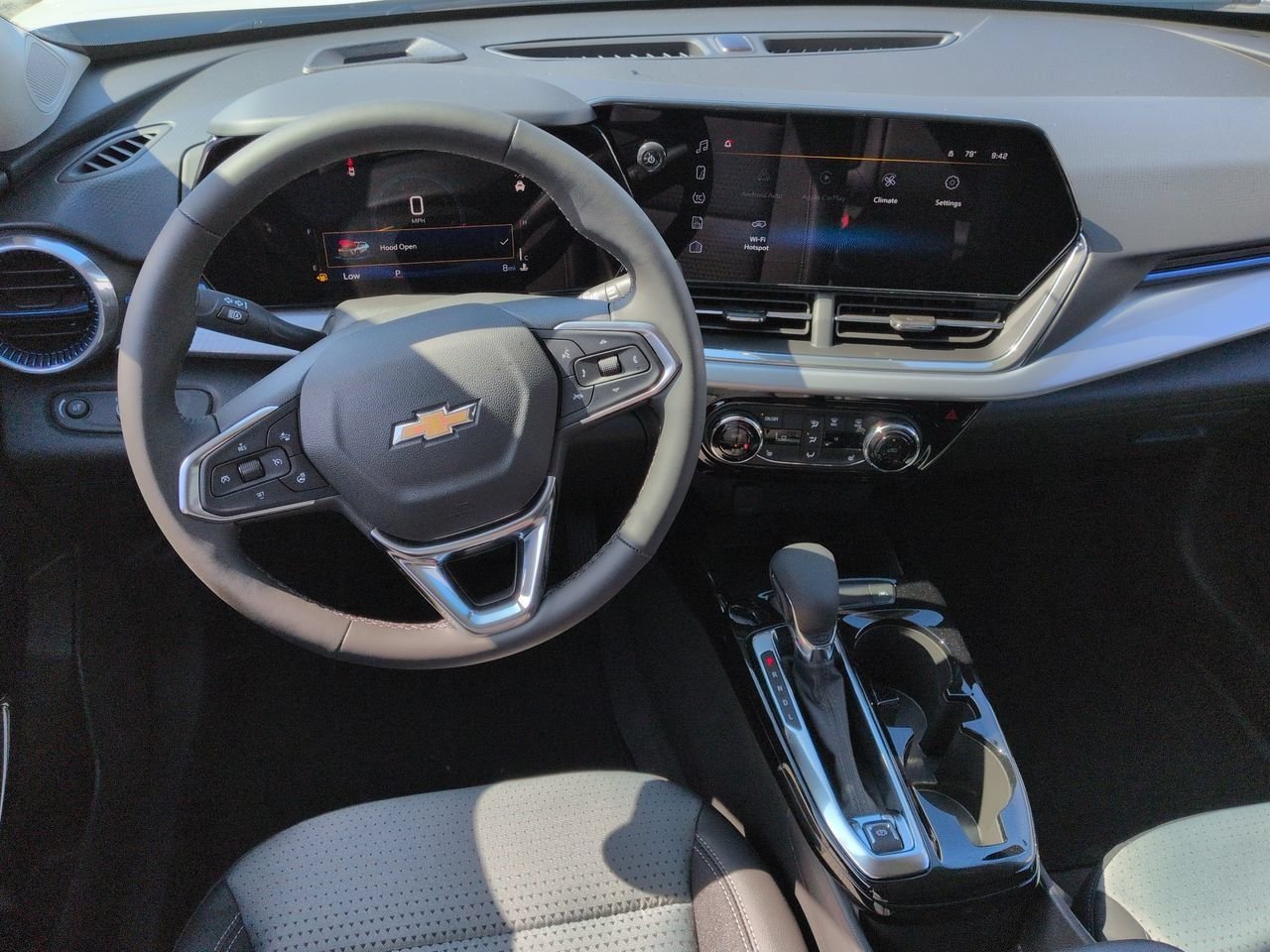 2026 Chevrolet Trax LT - Photo 21