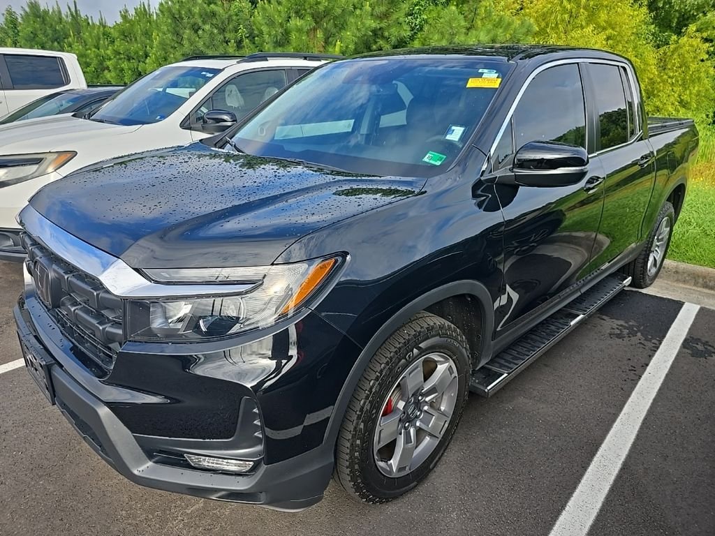 Used 2025  Honda RTL image 2